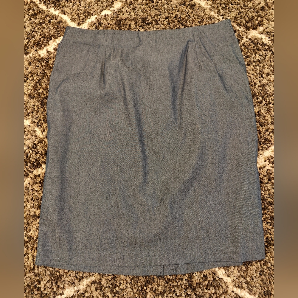 EUC Lane Bryant Chambray Pencil Skirt